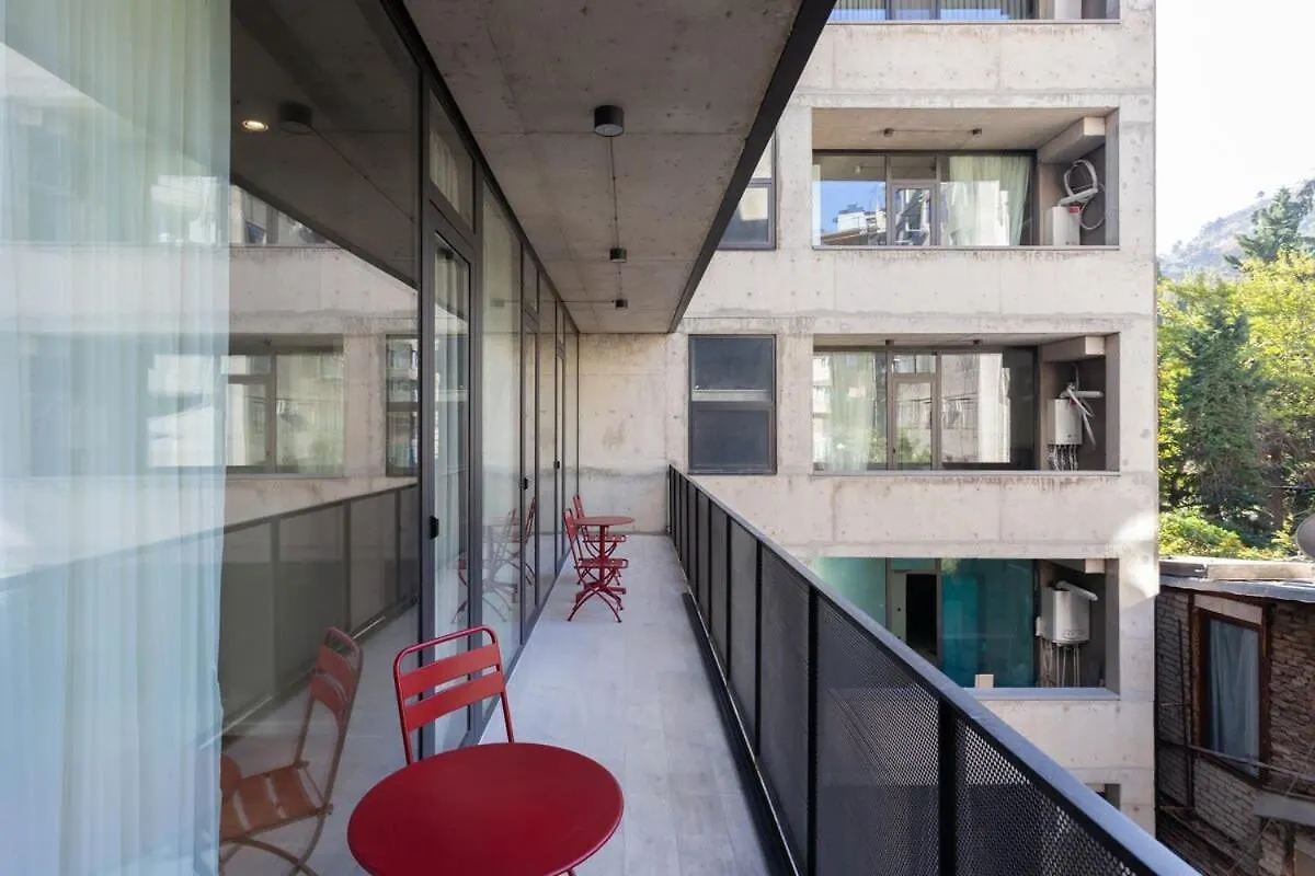 Spacious 3 Bedroomr And 2 Balcony Apartment In The City Center Тбилиси Грузия